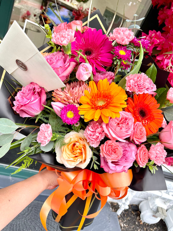 PINK AND ORANGE BOUQUET