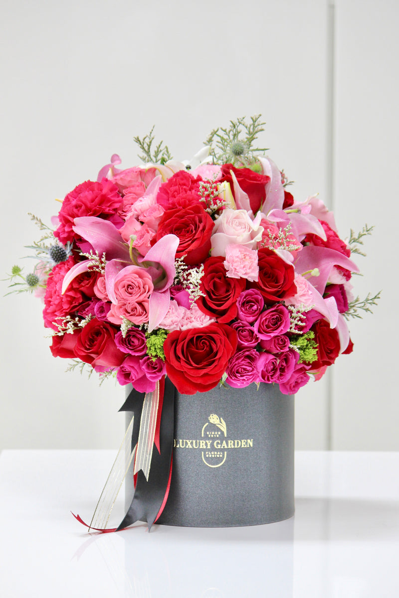 ELEGANT & FUCHSIA – LUXURY GARDEN STUDIO